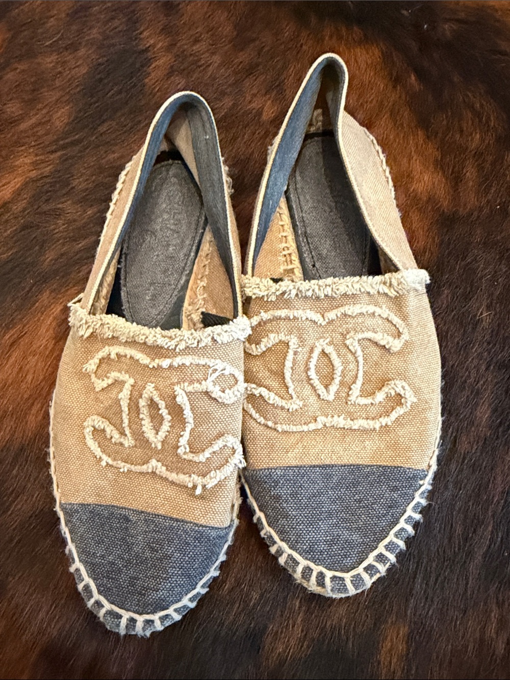 CHANEL Beige and Gray Canvas Espadrille Flats with Logo Detail
